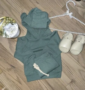 baby boy Sweatsuit 9-12 months 18-24. - Picture 1 of 4