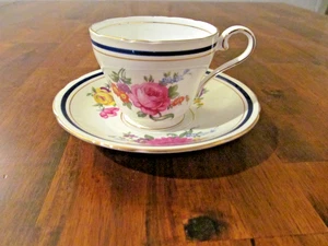 AYNSLEY CLARIDGE CON BORDO BLU COBALTO TAZZA DEMITASSE E PIATTINO INGHILTERRA - Foto 1 di 9