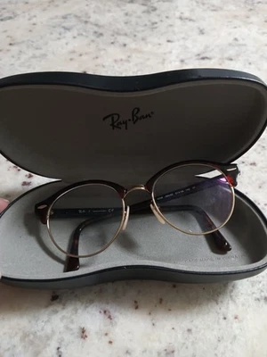 Gafas redondas Ray-Ban con estuche Foto 1 de 4