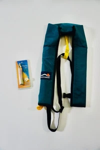 SOSPENDERS Giubbotto salvagente gonfiabile adulto universale modello E-1051 verde con ricarica - Foto 1 di 3