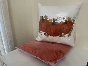 Home Reflections Halloween y cosecha dos almohadas 18 pulgadas - Imagen 1 de 2