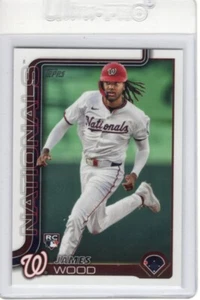 JAMES WOOD 2025 TOPPS SERIE 1 #181 BASE RC - Foto 1 di 2