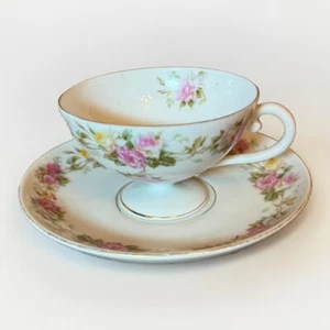 Vintage CT Altwasser Of Germany, Delicate Pink Floral Pedestal Cup & Saucer - Picture 1 of 10