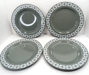 Williams Sonoma 4 Melamine Gray Dinner Plates White Chain Link Pattern - Picture 1 of 10