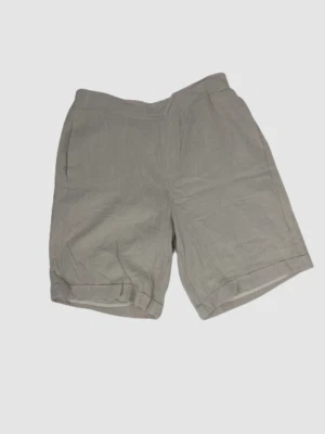 $125 Neiman Marcus Women's White Stretch Elasticized Waistband Shorts Size XL - Image 1 of 2