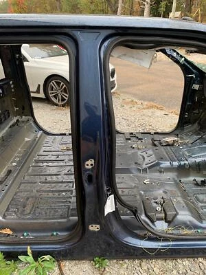 2015-2020 FORD F150 OEM RIGHT CREW CAB CENTER PILLAR *STRUCTURE CUT* Foto 1 de 4