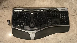 Microsoft Natural Wireless Ergonomic Keyboard (with dongle) - Afbeelding 1 van 3