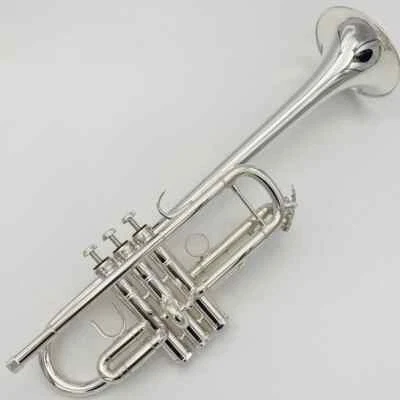 Trompeta profesional C-key chapada en oro de alta gama  Foto 1 de 4