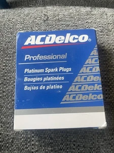 ACDELCO 41-962 Platinum Spark Plugs (4 Spark Plugs In The Box) - Picture 1 of 4