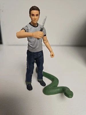 Hasbro Indiana Jones Crystal Skull Mutt Williams 3.75" Versus Python Snake  Foto 1 de 4