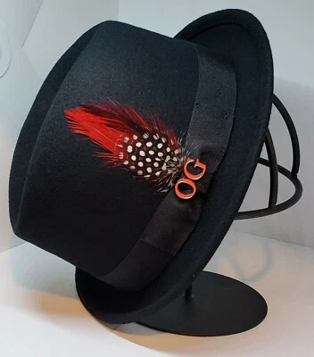 Mens Wool  Black lowrider center crease  hat fedora Derby stingy brim red OG pin - Image 1 of 3