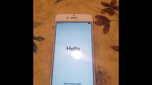 Apple iPhone 6 Gold 64GB - Price Reduced - Picture 1 of 11