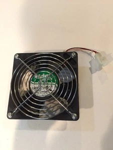 Ventilador con parrilla de alambre NIDEC B31256-33A - Imagen 1 de 4