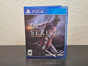 PS4 Sekiro Shadows Die Twice Spiel Komplett Aus Software Neuwertig Disc 2020 - Bild 1 von 3