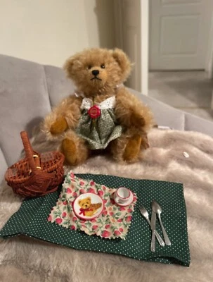 Sehr seltenes Vintage Limited Edition Lisa Sammler Bär Picknick Set Teddy Hermann - Bild 1 von 4
