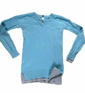 Ivivva Sweater Girls Sz 12 ON THE GO Aqua blue Thumb Holes Cotton Layered NICE! - Picture 1 of 12