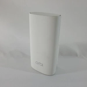 NETGEAR Orbi RBW30 AC2200 Wall-Plug L2 Mesh Wi-Fi Satellite Extender - Tested - Afbeelding 1 van 9