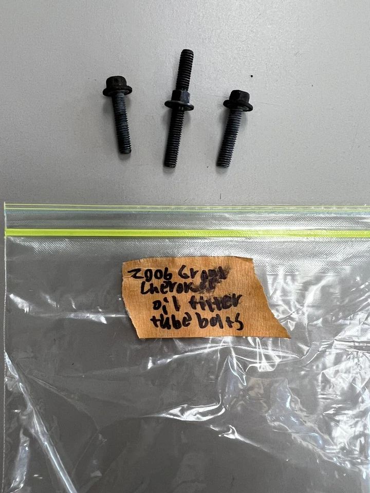 Dodge Jeep 2007-2014 carcasa de llenado de aceite pernos nitro Foto 1 de 1