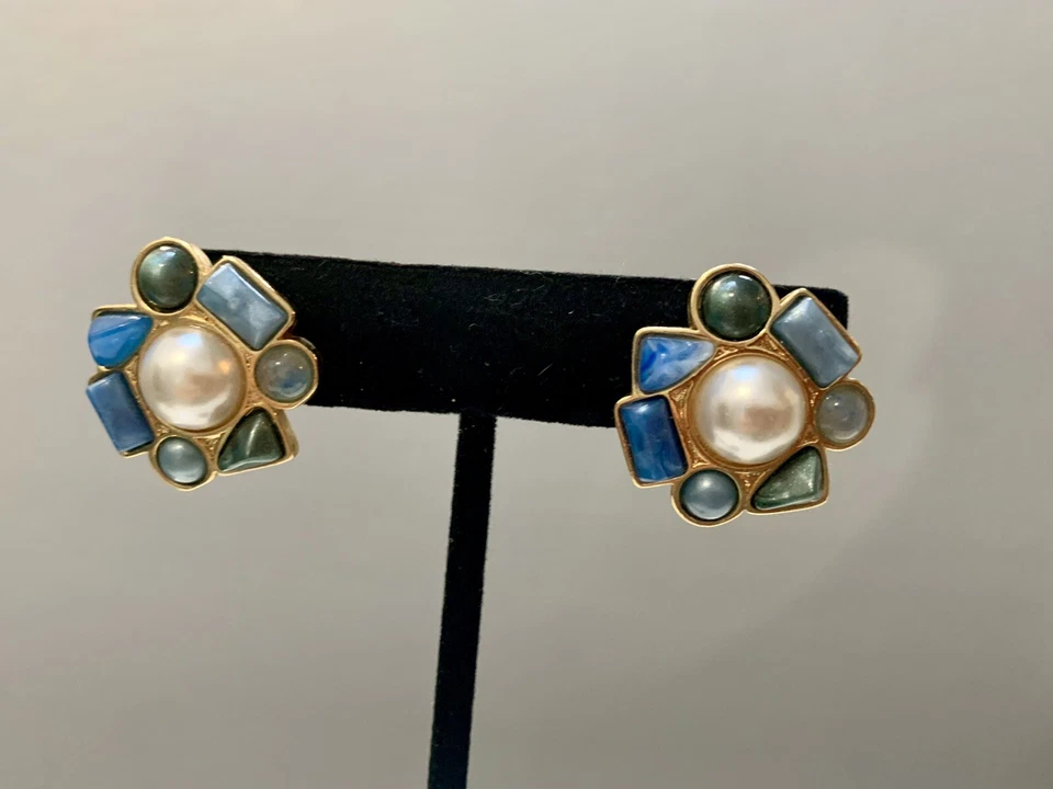 PENDIENTES PERFORADOS VINTAGE AÑOS 80 PIEDRAS MULTICOLORES DORADO ESTILO BIZANTINO Foto 1 de 4