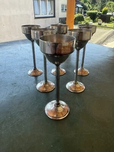 Old Design Egg Cup Metal Dotted 90 6 X Art Nouveau - Picture 1 of 7