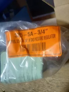 New MAXITROL 325-5A-3/4" Gas Pressure Regulator 3/4" - Picture 1 of 4