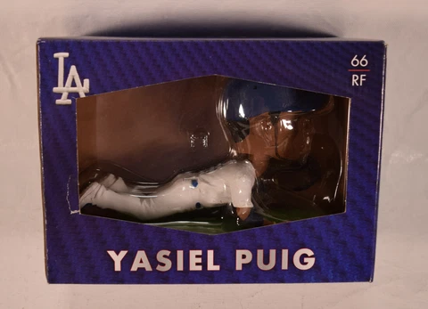 Yasiel Puig Diving Catch 2015 Los Angeles Dodgers Bobblehead SGA NIB Cover