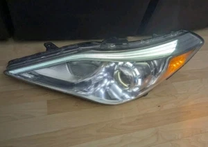 2012 2013 2014 2015 2016 2017 HYUNDAI AZERA HALOGEN HEADLIGHT Driver Side - Picture 1 of 11