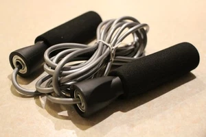 2 x Quality Weighted Speed Skipping Gym Boxing Jump Rope Ball Bearing Adjustable - Picture 1 of 4