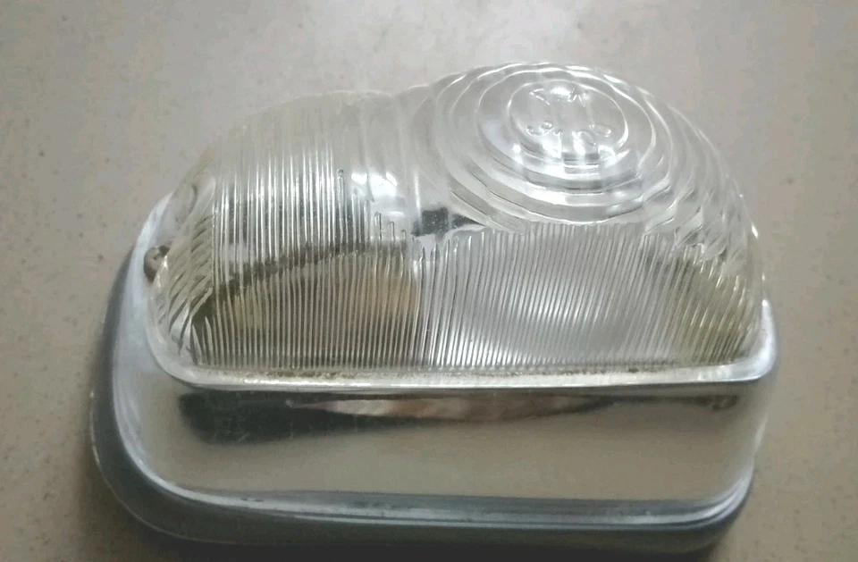 雷诺 Dauphine 1957 - 59 转向信号灯组件 LH Oem Nos PK 3100 — 第 1/4 张图片