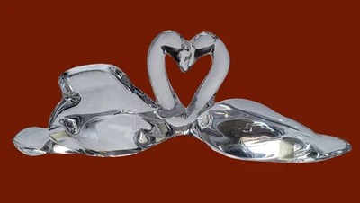 BACCARAT Francia LOVE CISNES Corazón Pájaros Grande 9" ✅Estatuilla de Vidrio Artístico Usada en Excelente Condición Foto 1 de 4