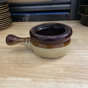 Vintage Ceramic Chili Serving Bowl- Brown & Tan Stoneware- Pottery ~7.75 x 4.25” - Picture 1 of 6