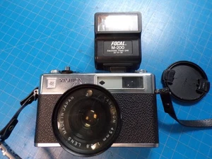 Vintage  Yashica MG-1 fotocamera pellicola focale M 200 flash non testata pellicola - Foto 1 di 12