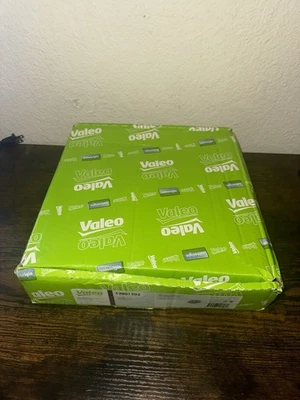 Valeo Clutch Kit for Mini Cooper, Cooper Countryman, Cooper Paceman 52001203 - Image 1 of 4