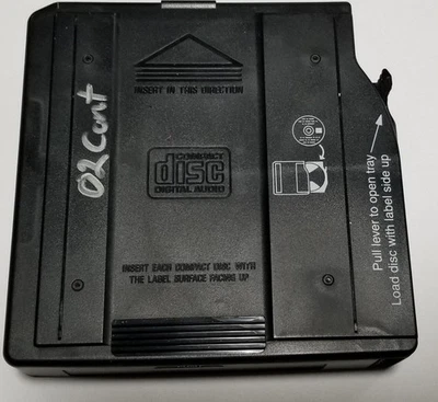1998 1999 2000 2001 2002 Lincoln Continental 6 Disc CD Changer Cartridge YL1F-18 - Image 1 of 4
