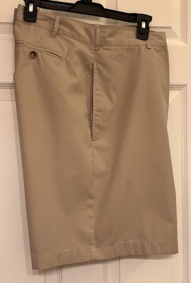 Pantalones Cortos Para Hombre Caqui Greg Norman Talla 40 Bolsillos Cortados, Cremallera y Botón Foto 1 de 4