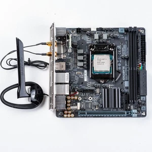 Placa madre Gigabyte GA-H170N-WIFI LGA1151 ITX DDR4 Intel doble LAN router NAS - Imagen 1 de 9