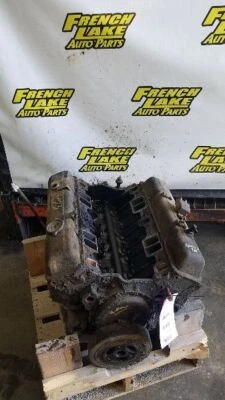 CORE LONG BLOCK ENGINE 8-350 REBUILD FITS 1980 CHEVROLET 1157911 - Image 1 of 4