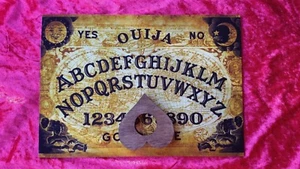 Wooden Ouija Board game & Planchette with Instruction Halloween - Picture 1 of 10