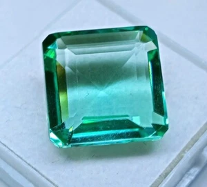 Brazilian Superb Square Cut Apple Green Topaz Certified 13.75 Ct Loose Gemstone - Picture 1 of 8
