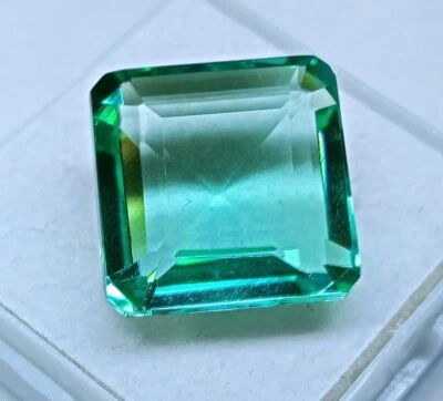 Brazilian Superb Square Cut Apple Green Topaz Certified 13.75 Ct Loose Gemstone Foto 1 de 4