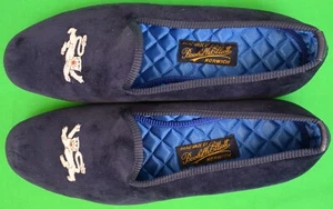 Bowhill & Elliott Silber Löwe Marine Samt Hausschuhe Gr. 12 (Neu mit Karton) - Bild 1 von 10