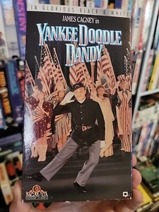 Yankee Doodle Dandy 1943 VHS Rare 1991 Release - Picture 1 of 2