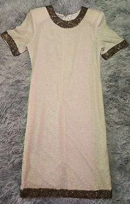 Vestido De Colección Stenay Con Cuentas Talla 10 100% Seda Marfil Dorado Precio de venta sugerido por el fabricante $150 Nuevo con etiquetas DEFECTOS Foto 1 de 4