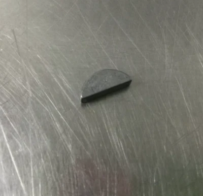 SKI-DOO FORMULA SKANDIC TOURING MXZ WOODRUFF KEY 420246055 NOS - Imagem 1 de 4