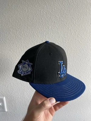 New Era 59FIFTY Dodgers Fitted Hat Black/Blue Size 7 3/8 National League Patch - Image 1 of 4