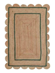 Handmade Braided Natural Pure Jute with Green Design Scalloped Rug - Picture 1 of 3