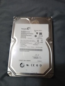 Seagate ST31000528AS 9SL154-046 AP4C (5VP9) WU China 1TB 3.5" Sata HDD 07/2011 - Afbeelding 1 van 3