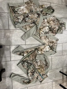 Cabelas Outfit her Ladies 4 Piece Hunting Pants Jackets Etc Size XS - Picture 1 of 12