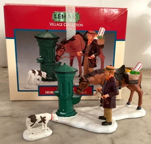 Lemax Village Collection Horse Trough Village Accesorio con caja, 2001 Juego de 2 - Imagen 1 de 9