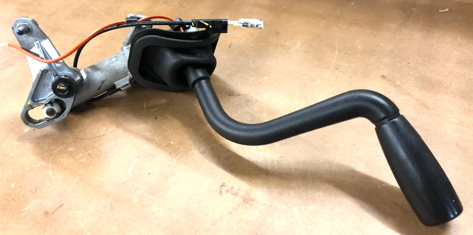 GMC Sierra 2004 palanca de cambios 2003-2006 Chevy Silverado Foto 1 de 4